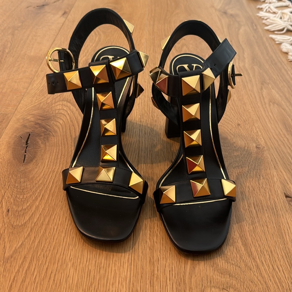 Valentino Garavani T Strap Heel